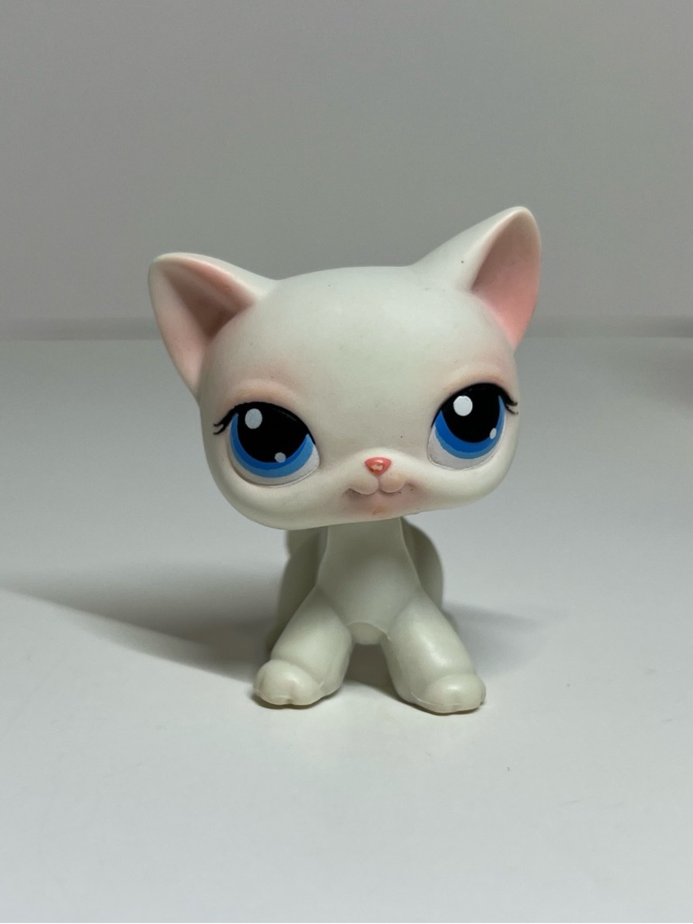Authentic #64 White Shorthair Cat Littlest Pet Shop LPS Vtg On the Go Carrier - Picture 10 of 12